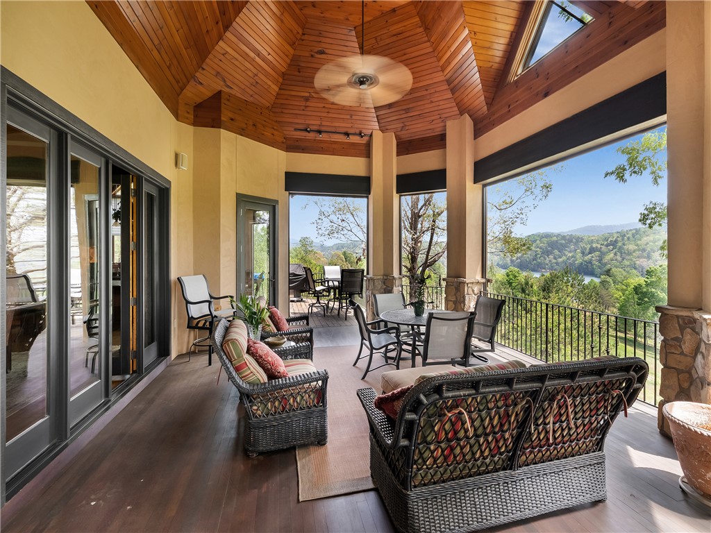 220 Long Cove Court Sunset, SC 29685 - Photo 43 of 49