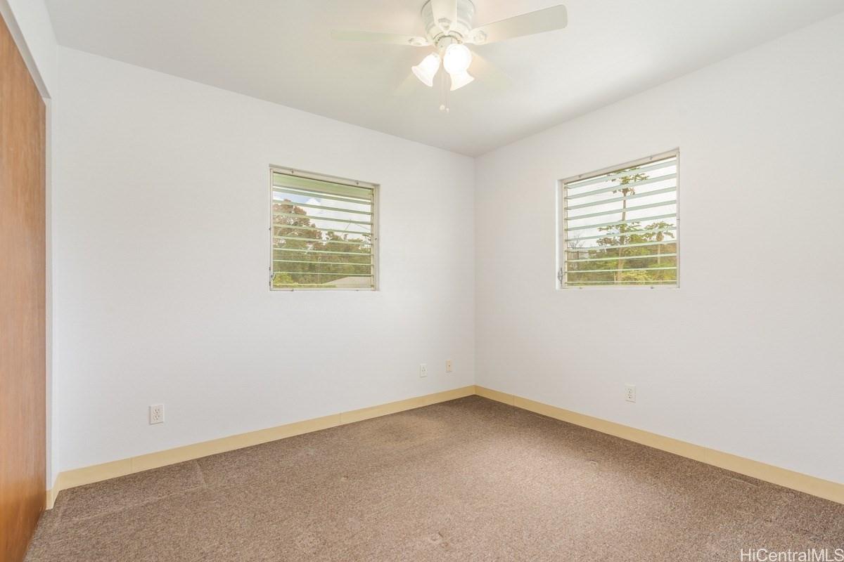 6363 A Puupilo Road Kapaa, HI 96746 - Photo 13 of 19 an empty room with a window