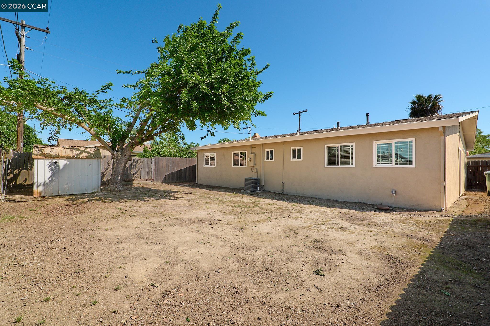 7107 Paladin Way Rio Linda, CA 95673 - Photo 14 of 17