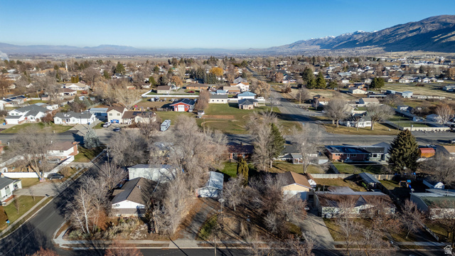 350 S, Unit 9 Hyrum, UT 84319 - Photo 6 of 11