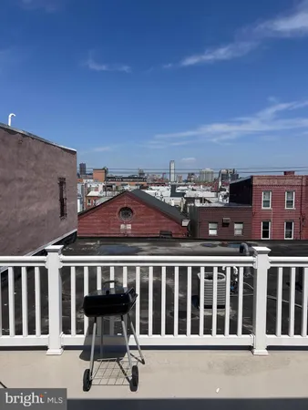 $2,200 | 1400-1414 South Darien Street, Unit G, Philadelphia, PA 19147