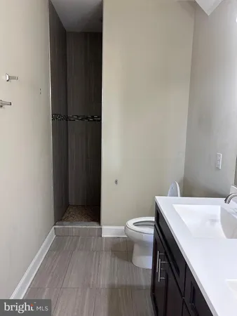 $2,200 | 1400-1414 South Darien Street, Unit G, Philadelphia, PA 19147