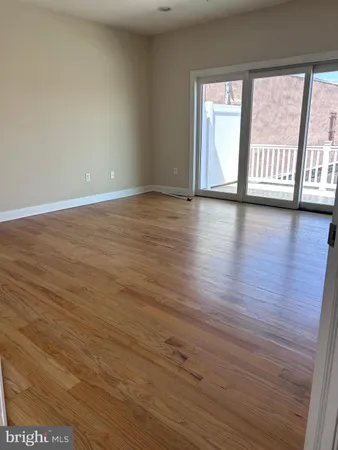 $2,200 | 1400-1414 South Darien Street, Unit G, Philadelphia, PA 19147