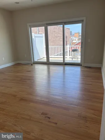 $2,200 | 1400-1414 South Darien Street, Unit G, Philadelphia, PA 19147