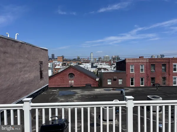 $2,200 | 1400-1414 South Darien Street, Unit G, Philadelphia, PA 19147