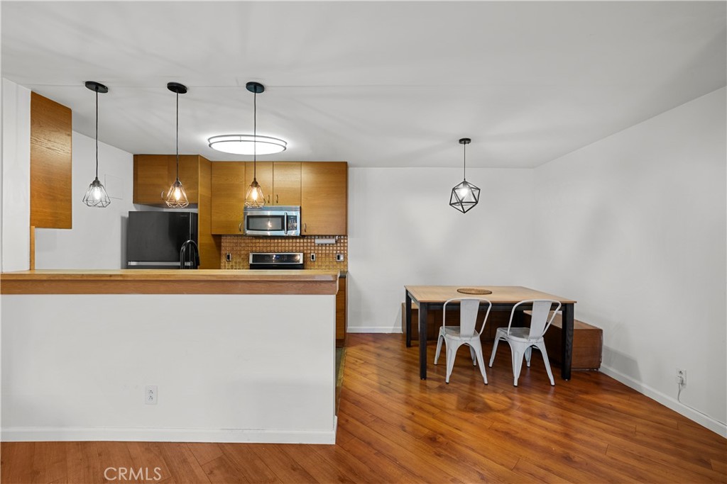 25825 Tournament Road, Unit I9 Valencia, CA 91355 - Photo 17 of 35