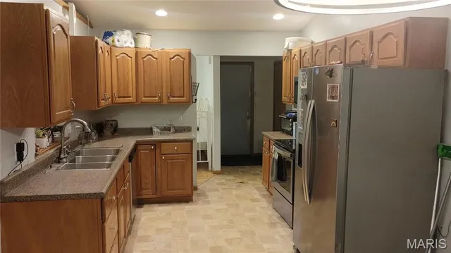 $259,900 | 8841 Ridgecrest Drive, Valles Mines, MO 63087