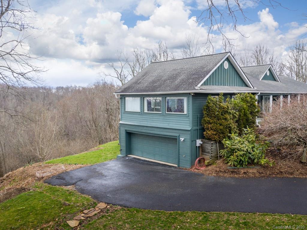 174 Hickory Forest Road Fairview, NC 28730 - Photo 12 of 48 Gallery Image 12