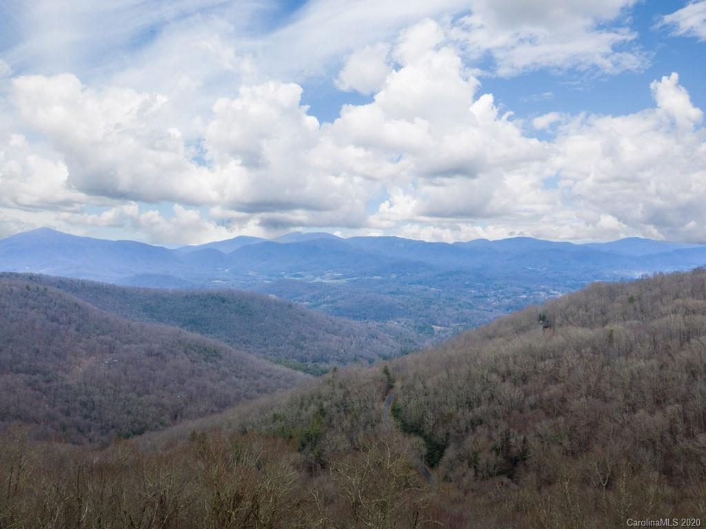 174 Hickory Forest Road Fairview, NC 28730 - Photo 4 of 48 Gallery Image 4