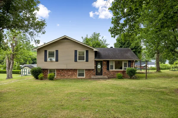$319,900 | 151 Meadow Drive, Gordonsville, TN 38563