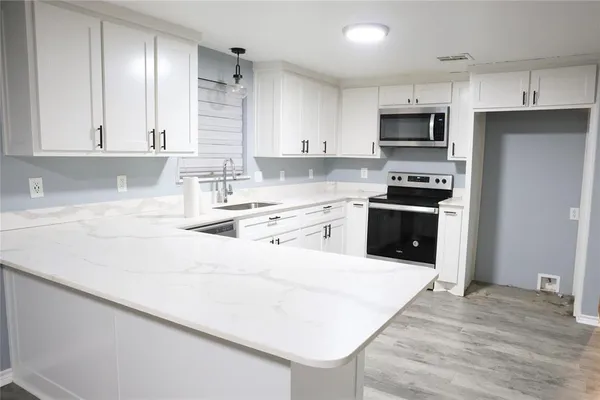 a close view of sink and tap