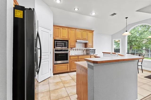 $399,900 | 2009 Lake Fork Court, Denton, TX 76210