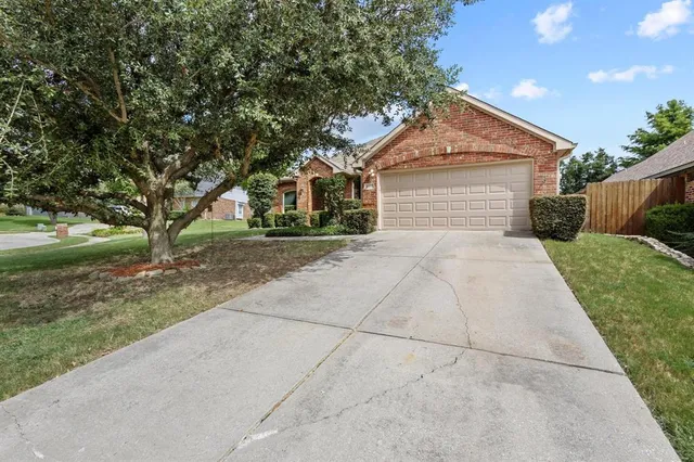 $399,900 | 2009 Lake Fork Court, Denton, TX 76210