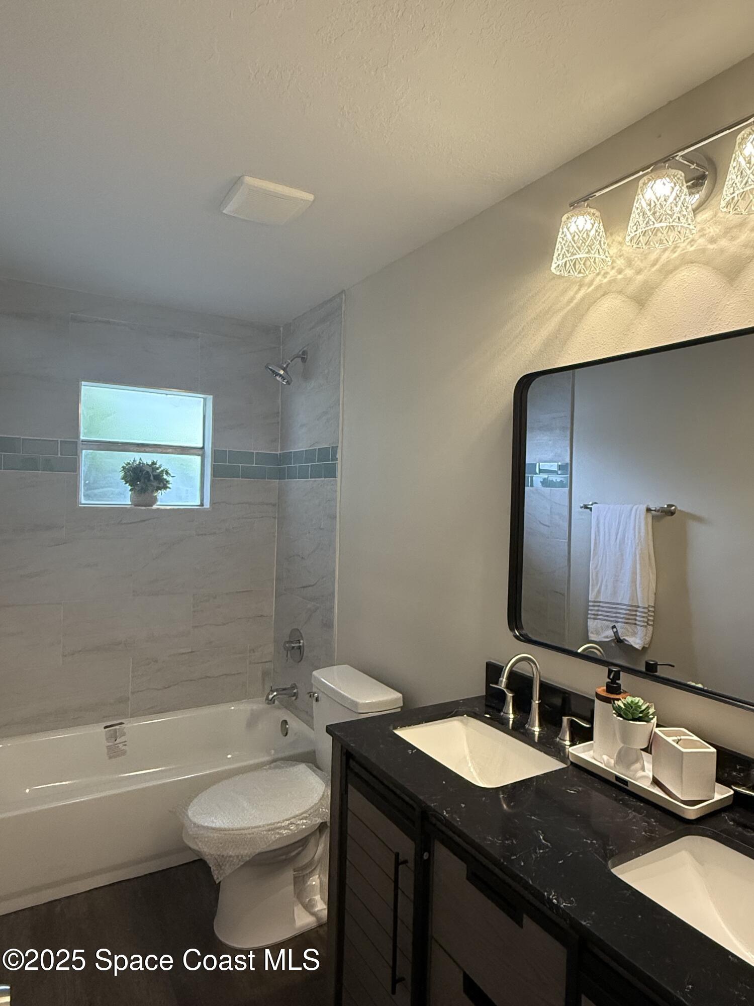 990 Castile Road Southeast Palm Bay, FL 32909 - Photo 12 of 27 12