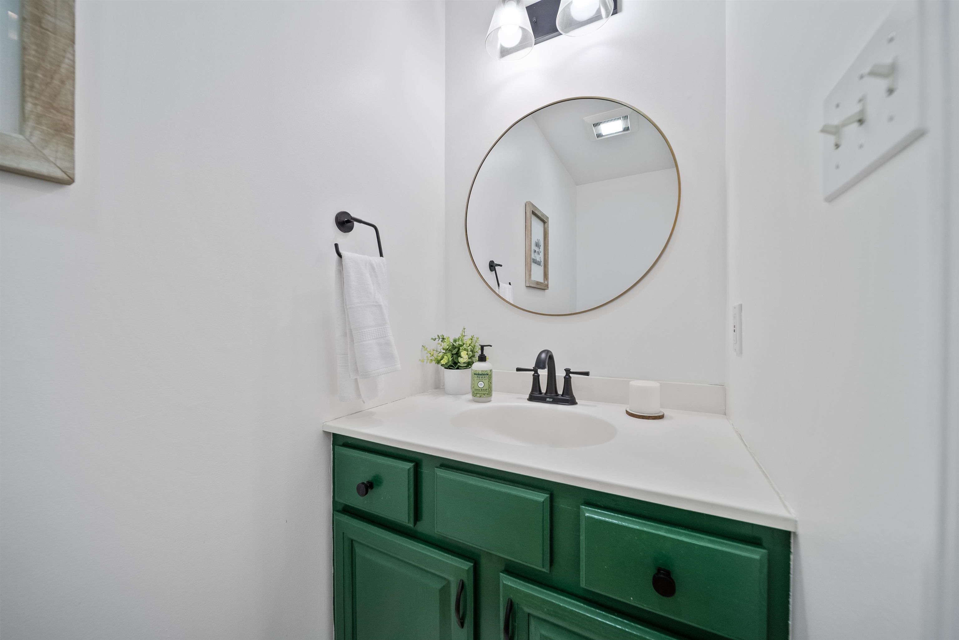 59 Bucks Hill Road Durham, NH 03824 - Photo 24 of 41