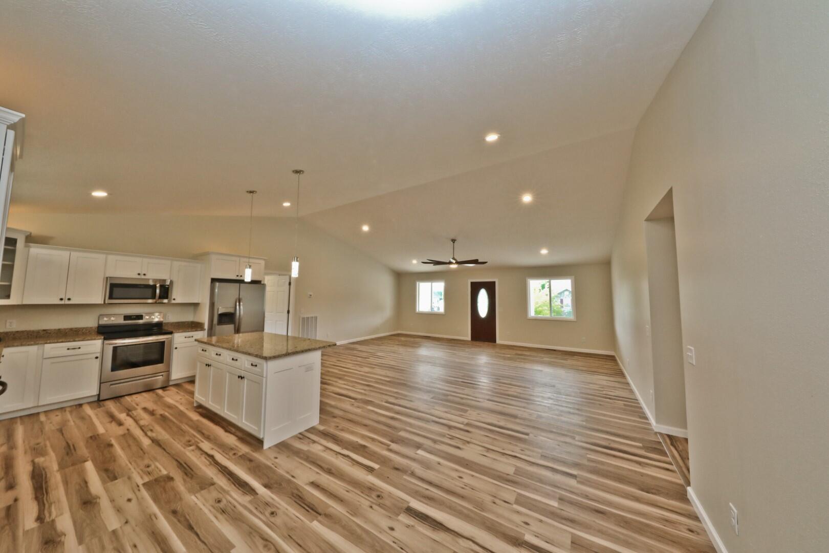 107 Meadowvale Road Newport, TN 37821 - Photo 17 of 36 17