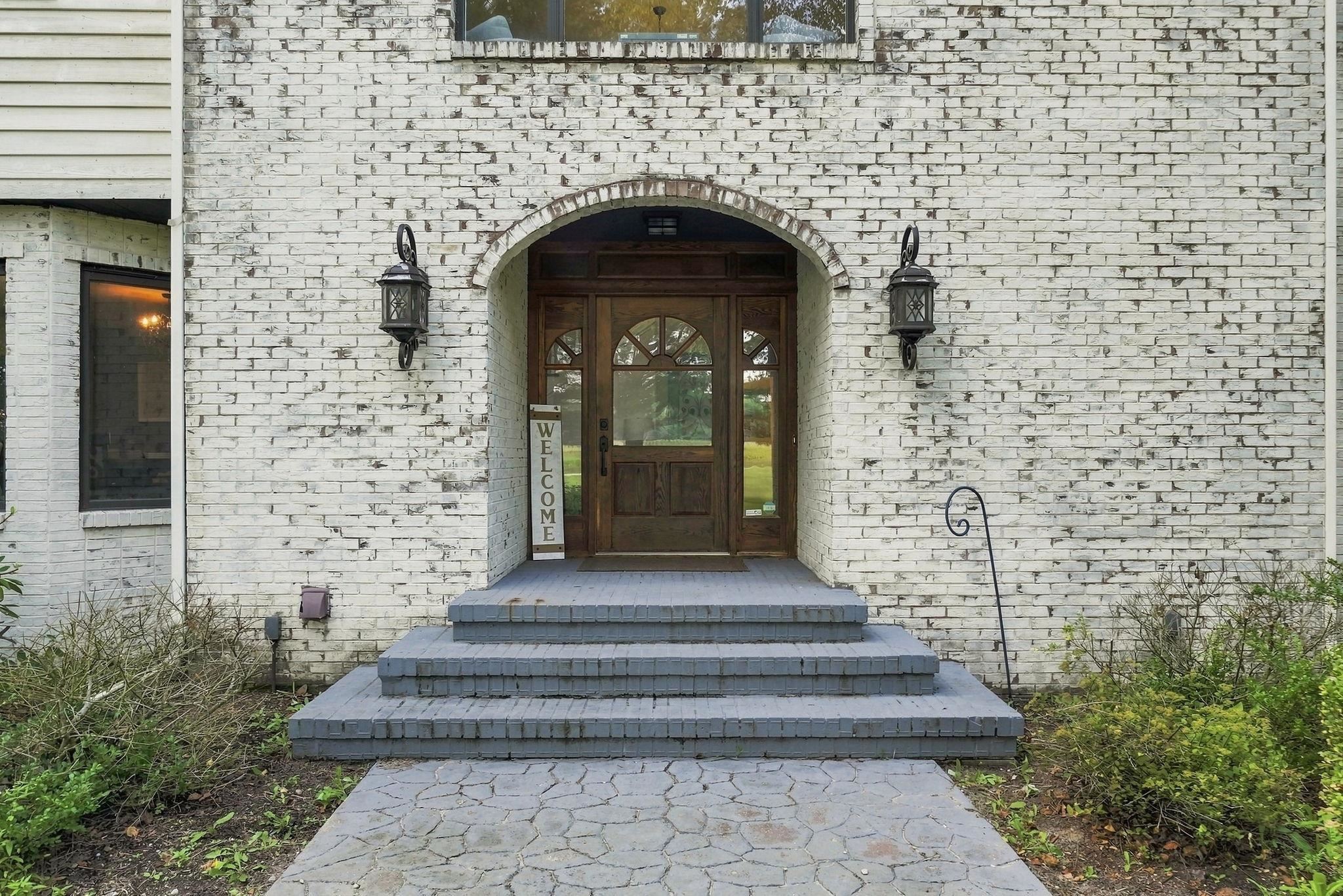 8550 South 35 Road Cadillac, MI 49601 - Photo 2 of 99 Gallery Image 2