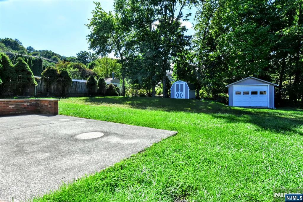 3 Richard Court Butler, NJ 07405 - Photo 26 of 30 Gallery Image 26