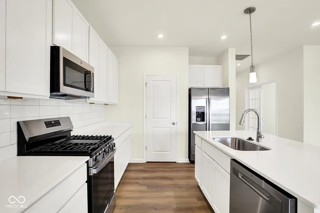 $273,000 | 2041 Frost Line Lane, Greenfield, IN 46140