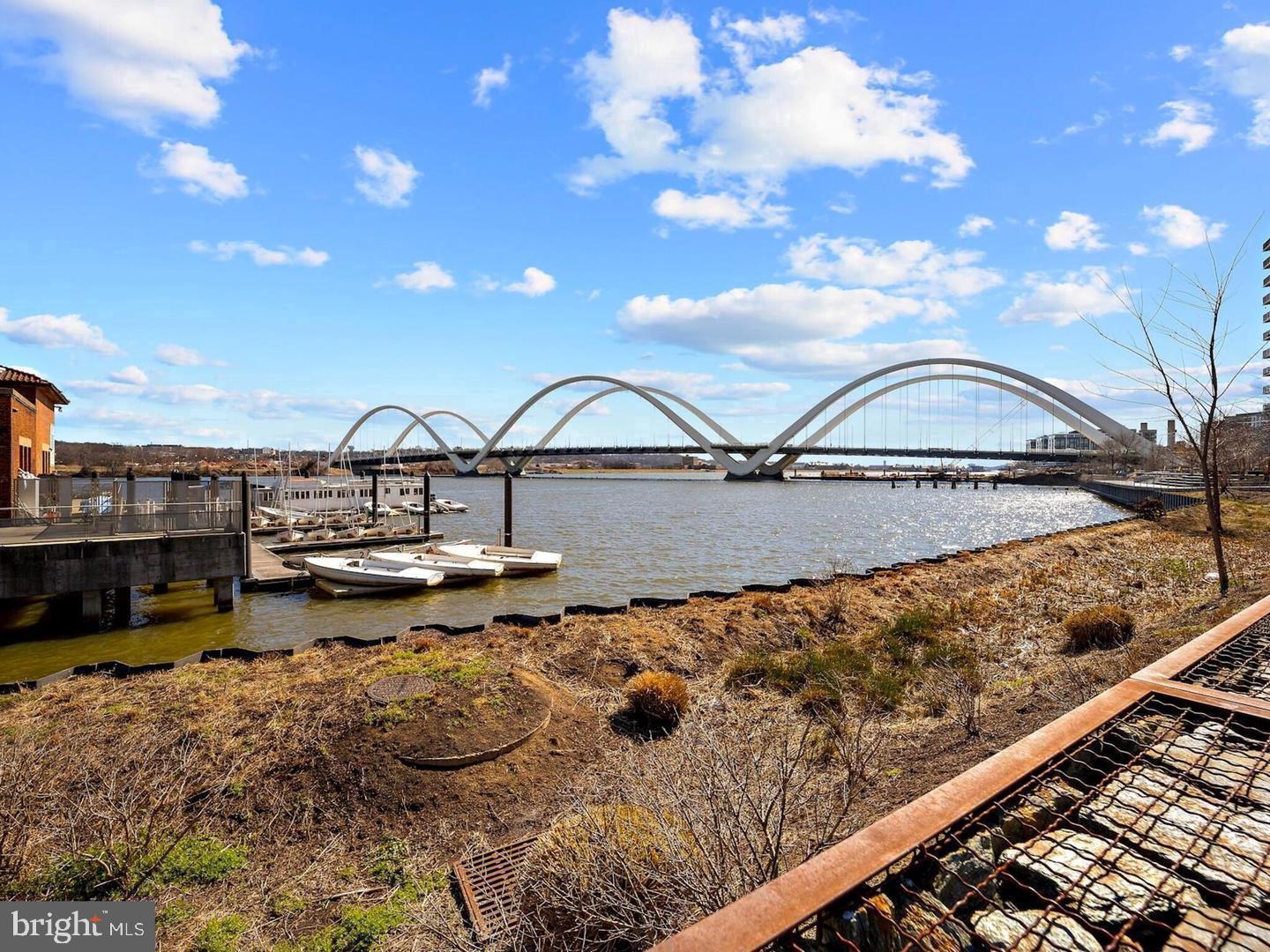 1022 3rd Place Southeast Washington, DC 20003 - Photo 36 of 38