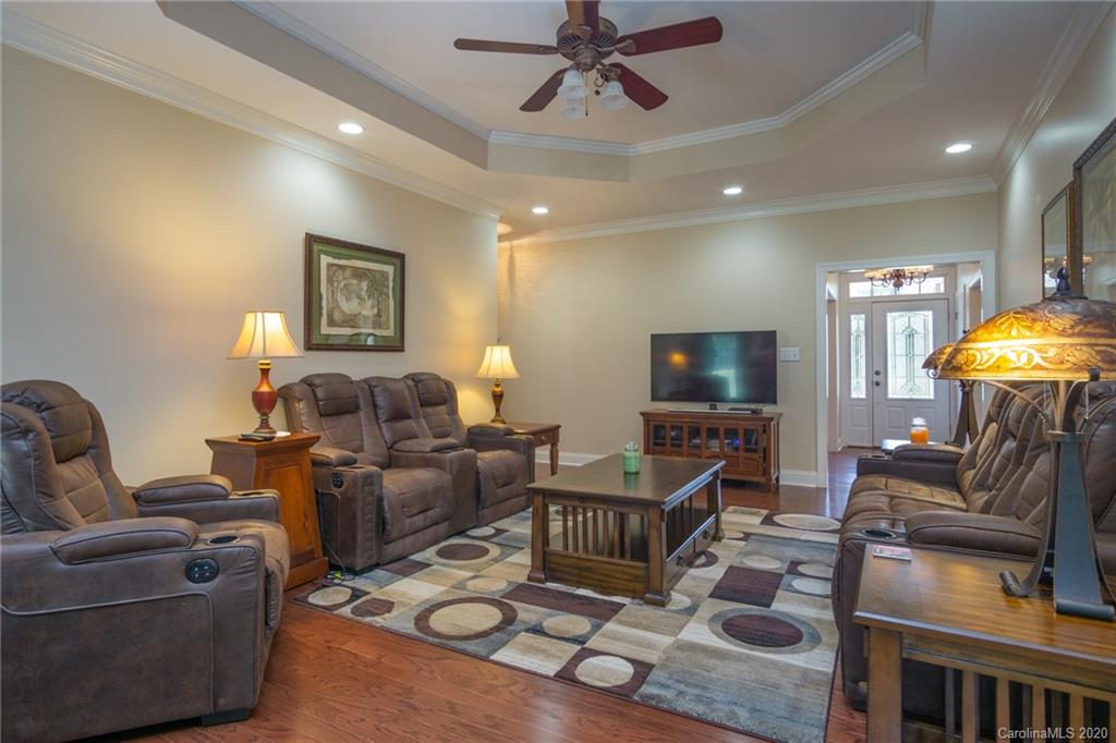 2740 West Pinewood Road Chester, SC 29706 - Photo 12 of 48 Gallery Image 12