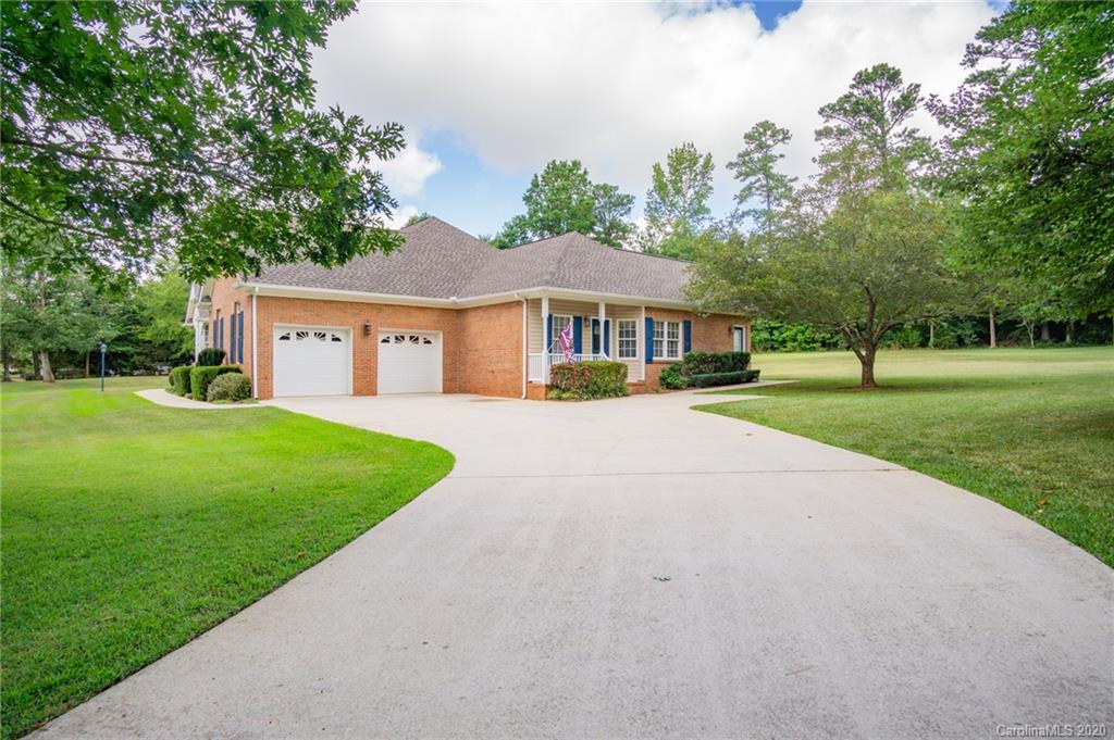 2740 West Pinewood Road Chester, SC 29706 - Photo 5 of 48 Gallery Image 5