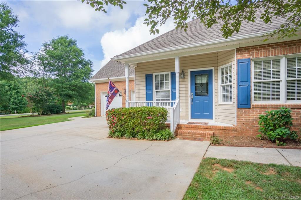 2740 West Pinewood Road Chester, SC 29706 - Photo 6 of 48 Gallery Image 6