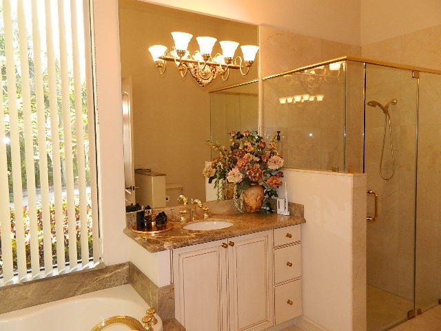 22616 Esplanada Circle Boca Raton, FL 33433 - Photo 16 of 31 MASTER BATH