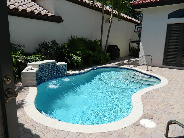 22616 Esplanada Circle Boca Raton, FL 33433 - Photo 30 of 31 COURTYARD POOL