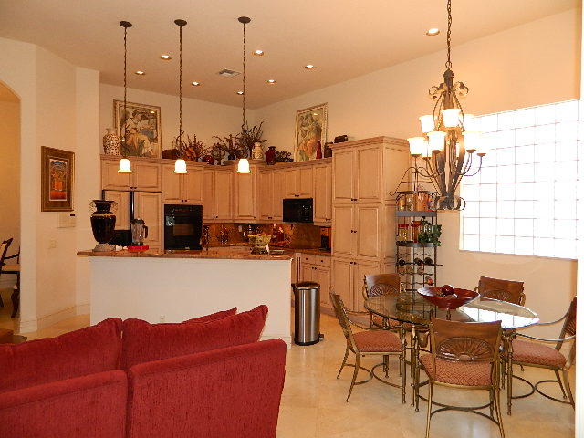 22616 Esplanada Circle Boca Raton, FL 33433 - Photo 6 of 31 KITCHEN/DINETTE