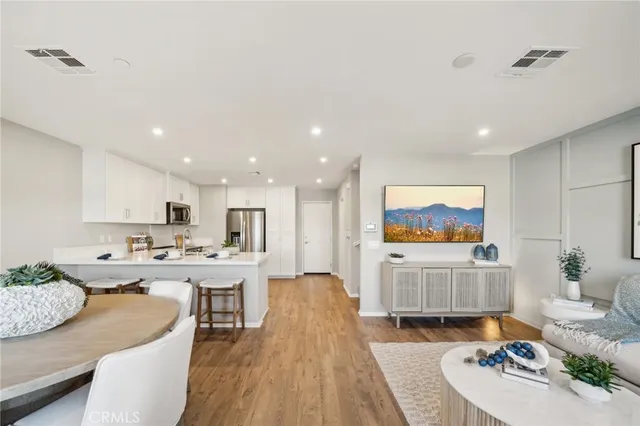 $517,118 | 16186 Lumia Way, Fontana, CA 92336