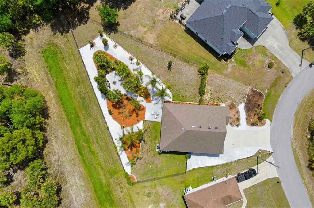 4322 Kiska Road North Port, FL 34288 - Photo 36 of 37 an aerial view of a swimming pool