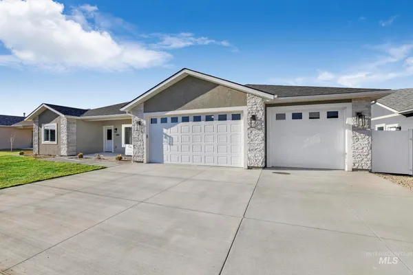 $798,900 | 2531 East B E 3769th Street North, Twin Falls, ID 83301