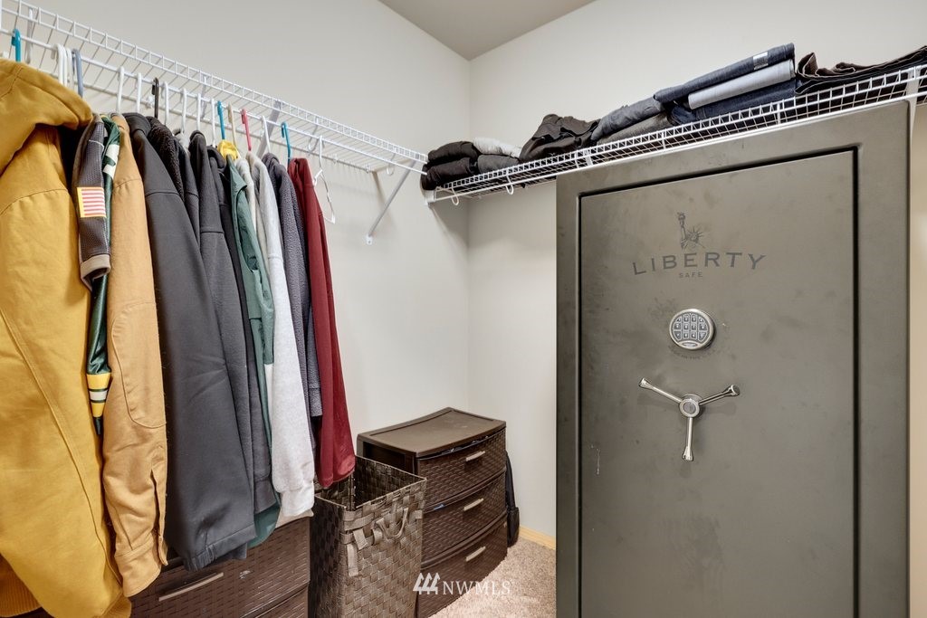2470 Zeeden Way Bremerton, WA 98310 - Photo 25 of 31 Gallery Image 25