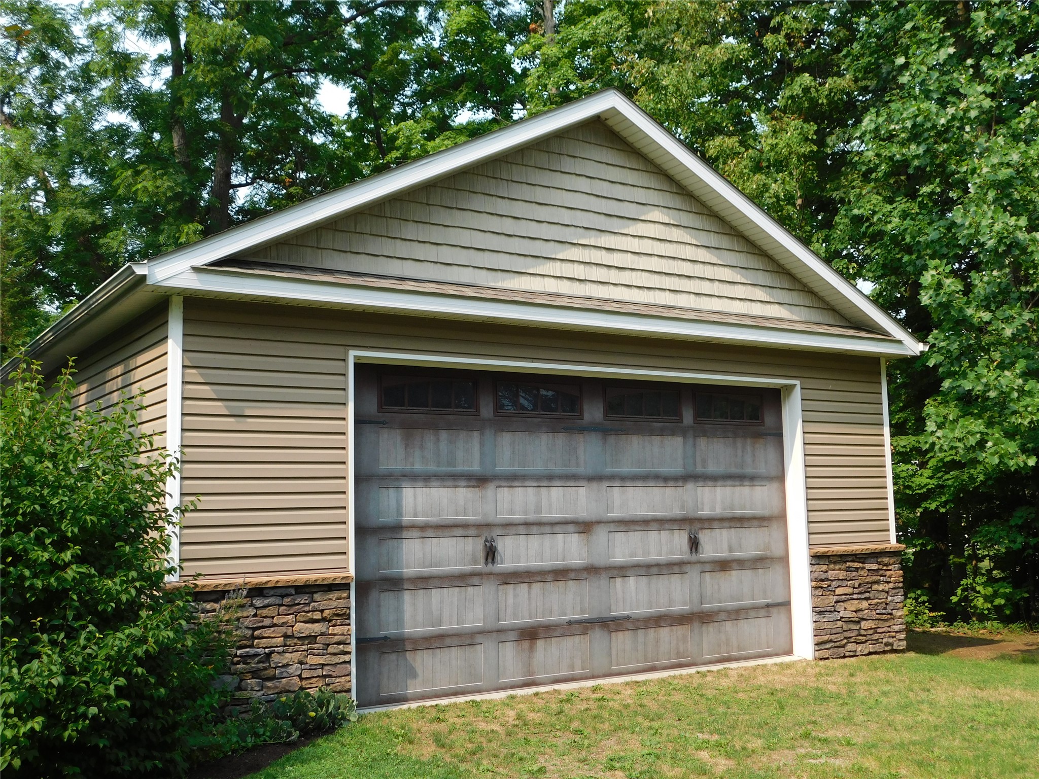 5052 Ridge Parkway Erie, PA 16510 - Photo 33 of 38 Gallery Image 33