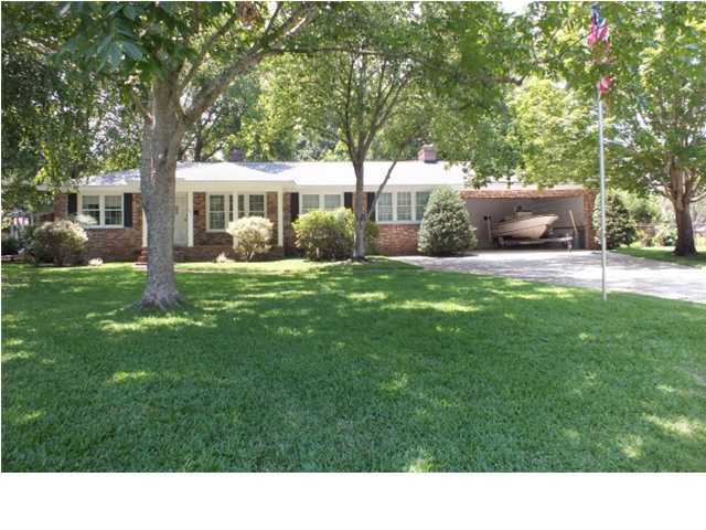 331 Pageland Road Charleston, SC 29412 - Photo 1 of 4 Primary Photo