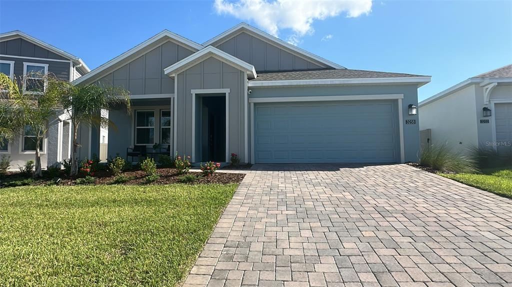 3258 Armstrong Avenue Clermont, FL 34714 - Photo 1 of 18 a front view of house with yard