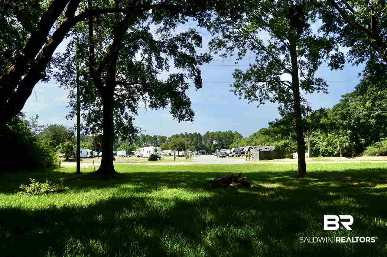 19757 South County Road 20 Foley, AL 36535 - Photo 9 of 23 Front Yard
