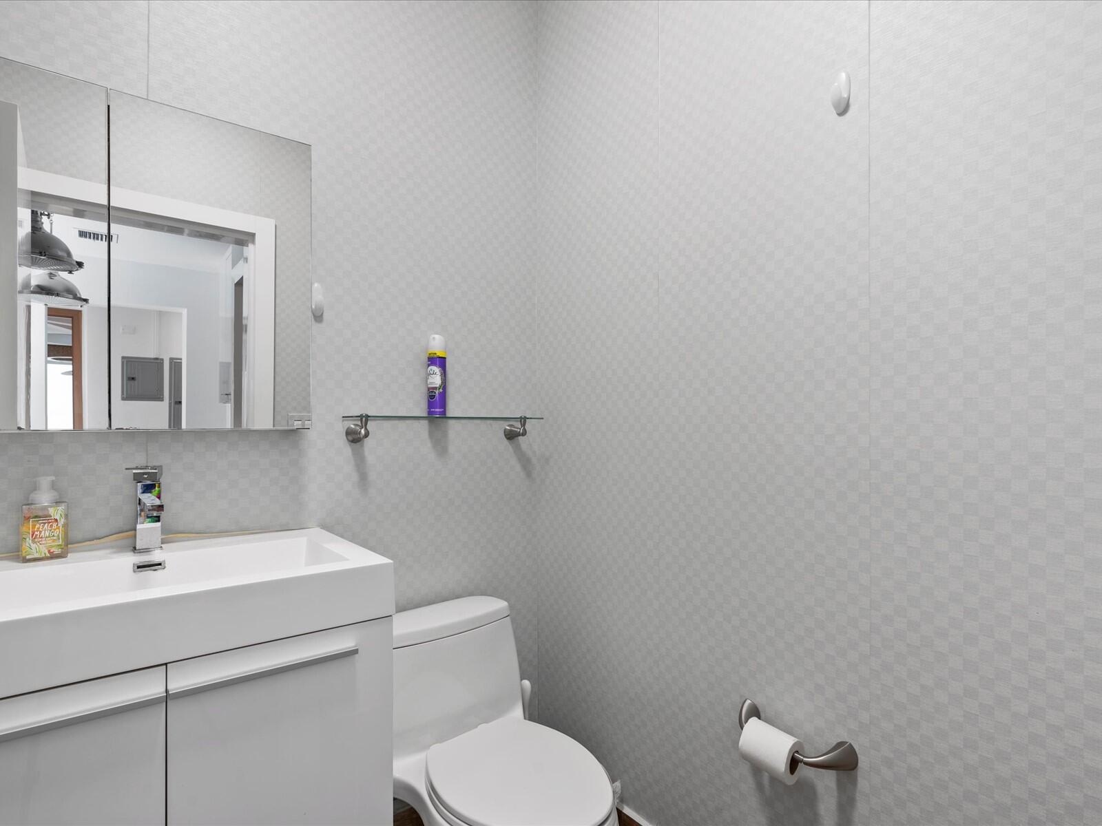 3917 South Le Jeune Road Miami, FL 33146 - Photo 30 of 66 62-Bathroom
