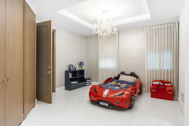 $3,750,000 | 3917 South Le Jeune Road, Miami, FL 33146