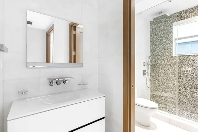 $3,750,000 | 3917 South Le Jeune Road, Miami, FL 33146