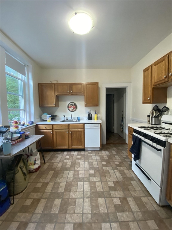 57 Strathmore Road, Unit 6 Boston, MA 02135 - Photo 6 of 21