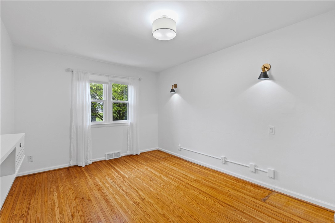 54 Paxton Road Irondequoit, NY 14617 - Photo 20 of 38