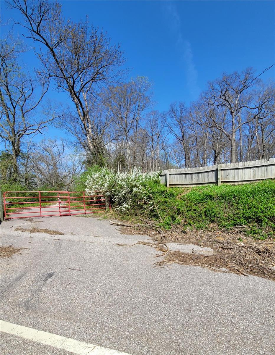 2155 Buffalo Bluff Pacific, MO 63069 - Photo 45 of 48