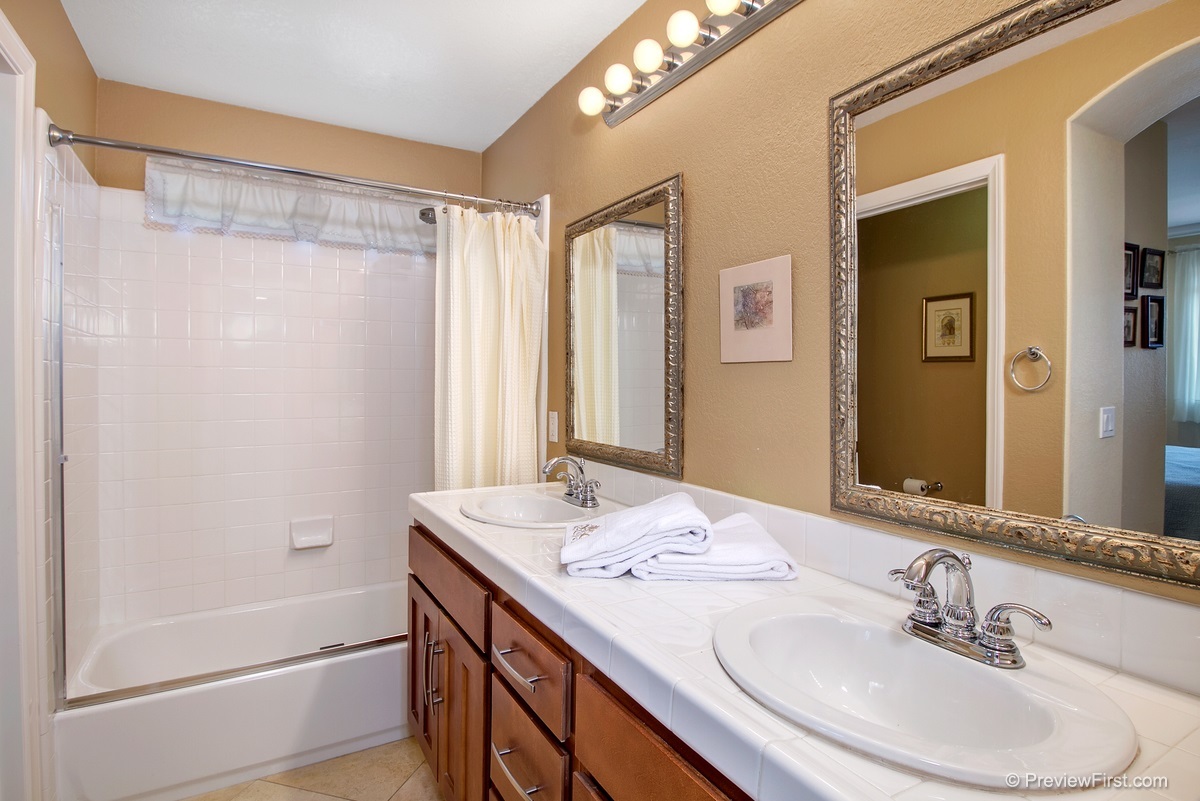 2220 Historic Decatur Road, Unit 58 San Diego, CA 92106 - Photo 22 of 25