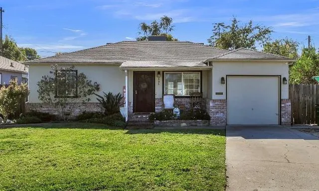a view of a house with garden