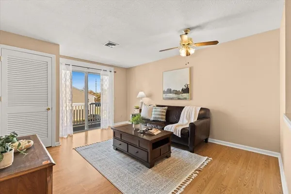 $229,900 | 450 Somerset Avenue, Unit 18, Taunton, MA 02780