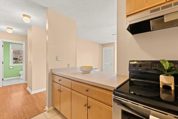 $229,900 | 450 Somerset Avenue, Unit 18, Taunton, MA 02780