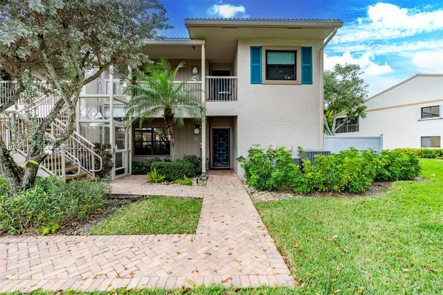 $95,000 | 2 Eastgate Drive, Unit C, Boynton Beach, FL 33436