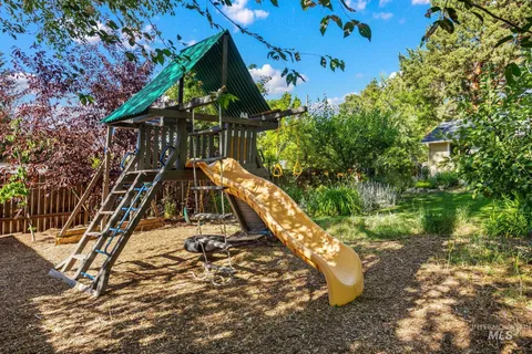 $699,000 | 3511 North Barberry Drive, Boise, ID 83703